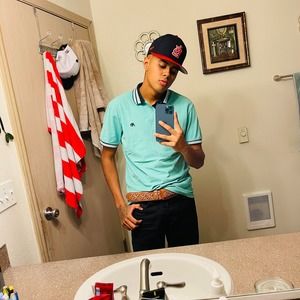 Meet your Posher, Luis